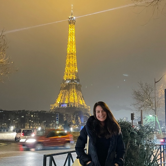 Meet your Posher, Denise - Picture 2 of 6